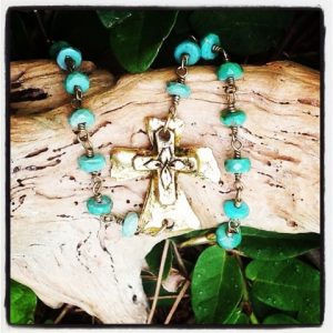 Gold Cross Link Bracelet