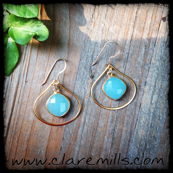 Cali III Chalcedony Earrings