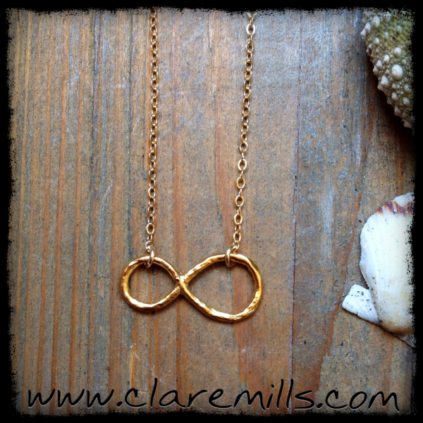 Hammered Infinity Necklace
