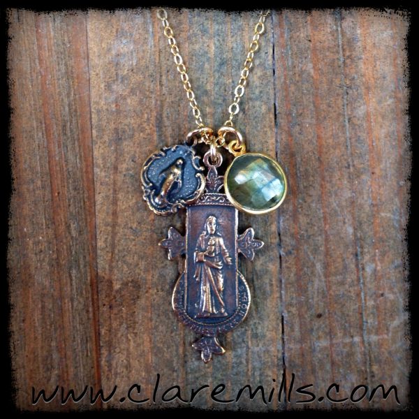 The Sacred Heart of Jesus Necklace