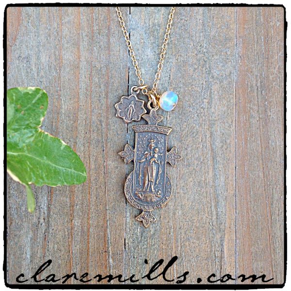 The Sacred Heart of Jesus Necklace