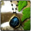 Geode on Spinel Chain