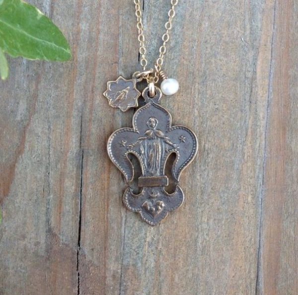 Fleur de Lis on Delicate Gold Chain