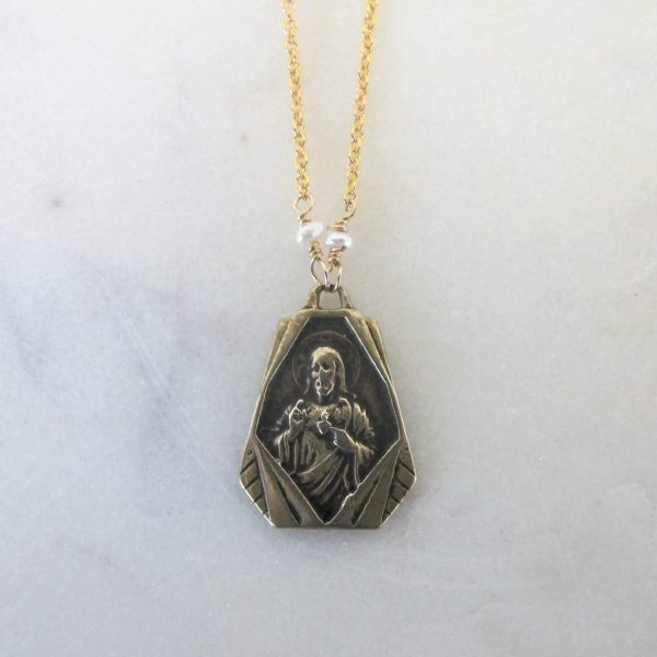 Sacred Heart of Jesus Religious Necklace with Pearl - Image 2