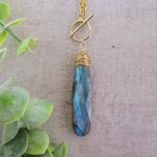 Layla Labradorite Teardrop on Gold Filled Chain