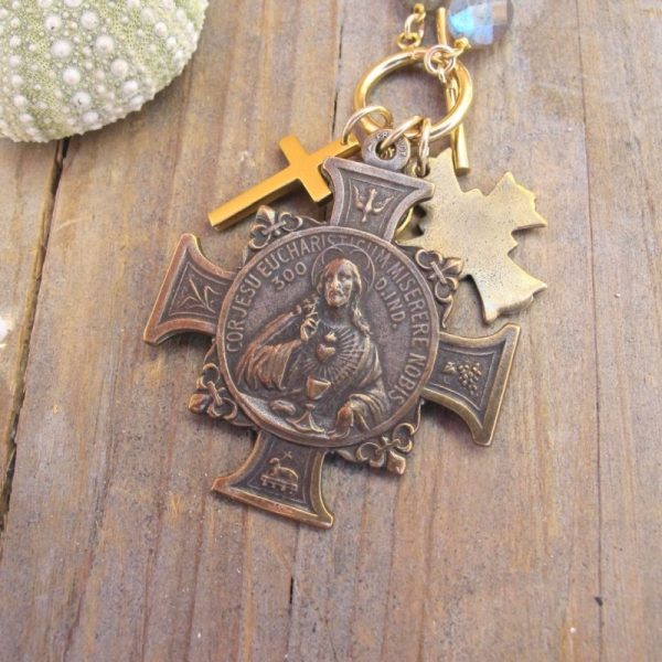 The Sacred Heart Cross on Labradorite - Image 3