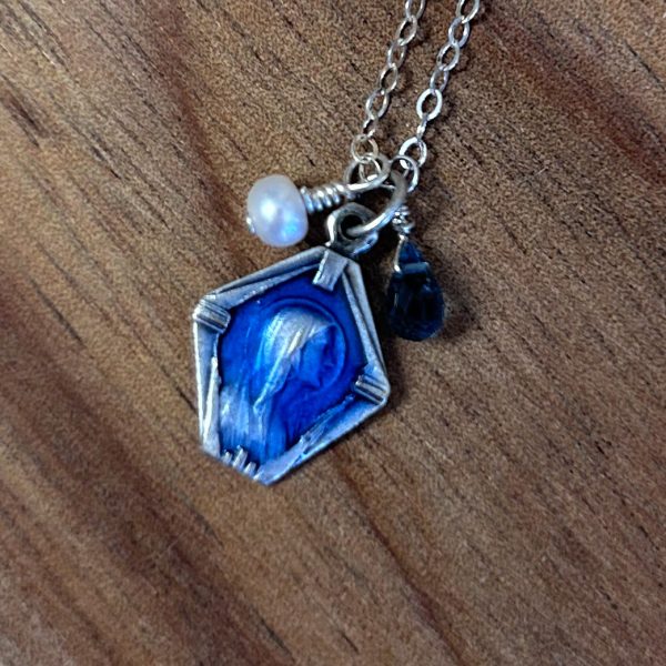 Mother Mary Antique Religious Necklace - Image 3