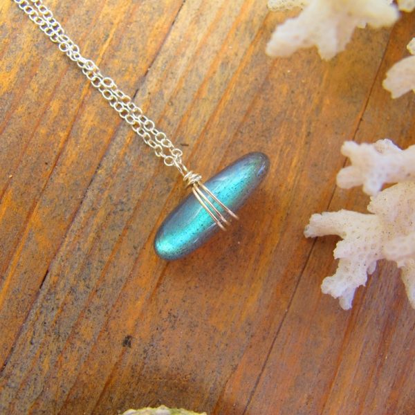 Mystic Labradorite Necklace - Image 2