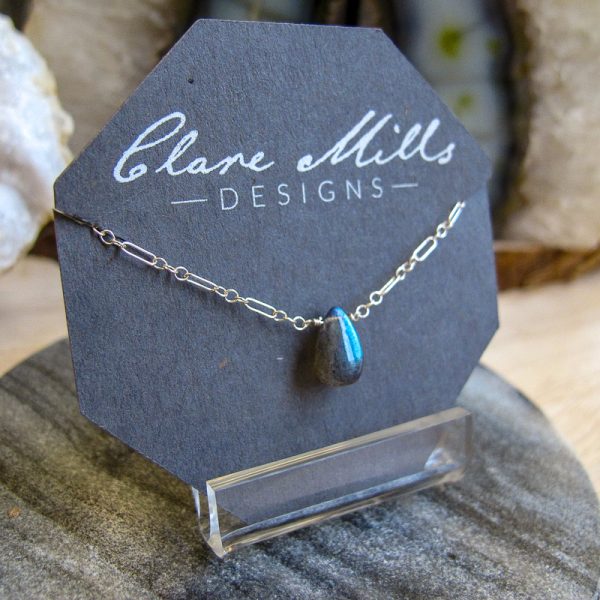 Smooth Labradorite Teardrop Necklace - Image 3