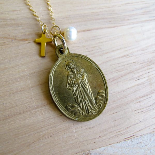 Our Lady of the Sacred Heart of Jesus Italian Necklace - Image 2