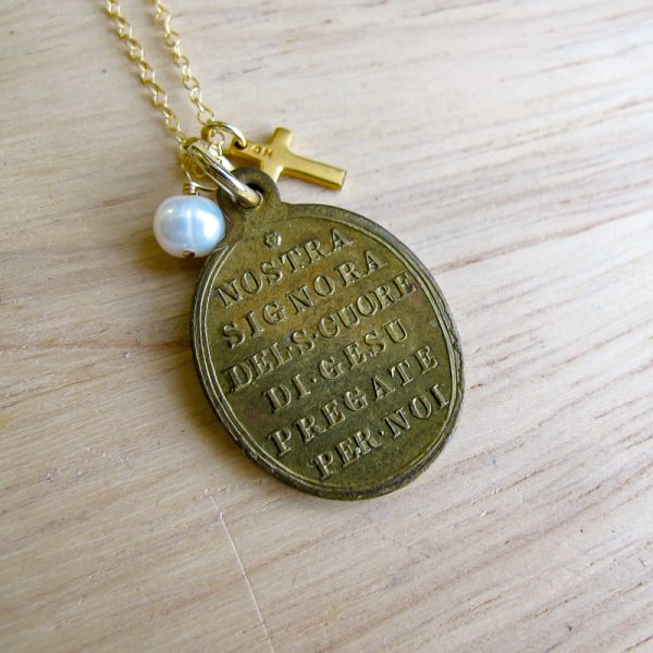 Our Lady of the Sacred Heart of Jesus Italian Necklace - Image 4