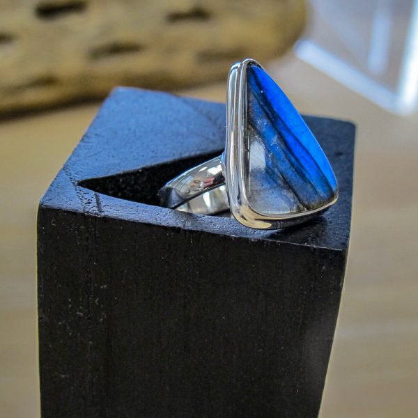 Sterling Silver Bezel Labradorite Ring - Image 2
