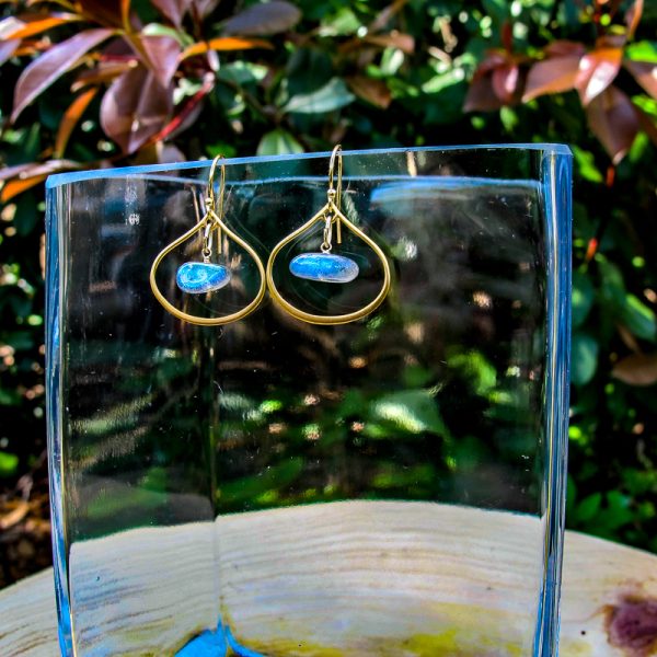 AAA Labradorite Pebble Earrings - Image 3
