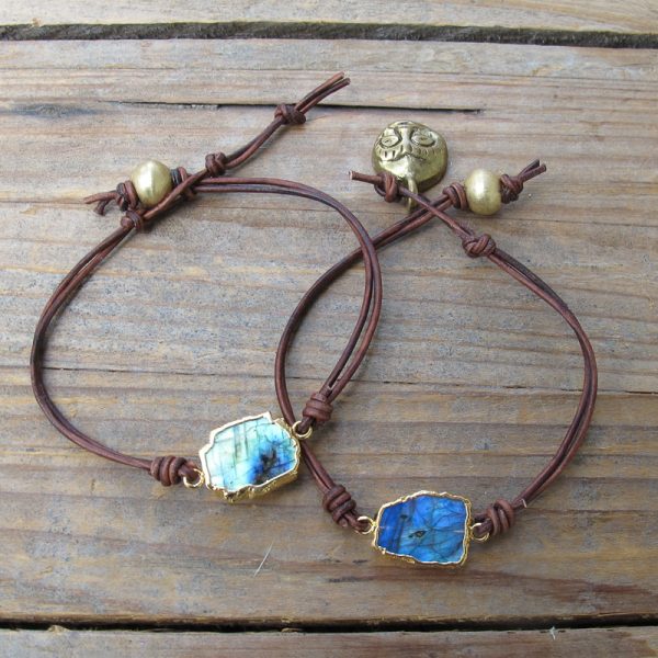 Labradorite & Leather Gemstone Bracelet - Image 2