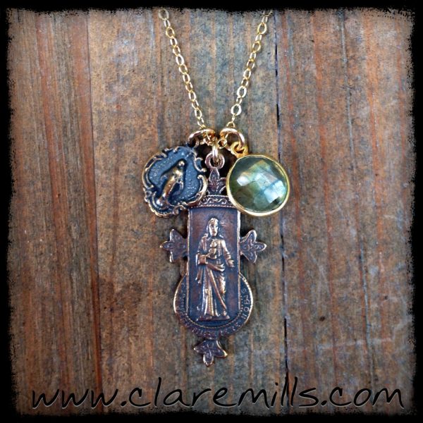 The Sacred Heart of Jesus Necklace