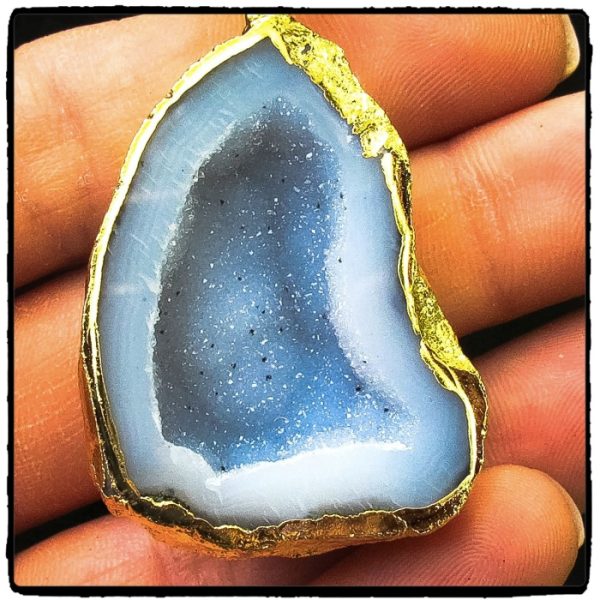 Blue Geode and Pearl Necklace - Image 3