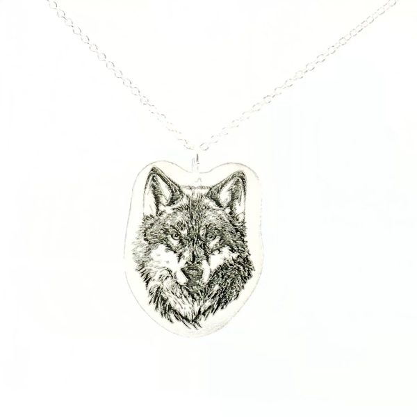 “Lone Wolf” Deep-Relief Pendant